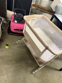 Baby Delight Bedside Bassinet