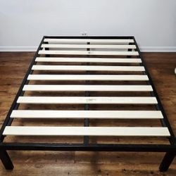 Queen Size Metal Bed Frame