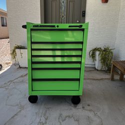 US General 27 Inch Toolbox