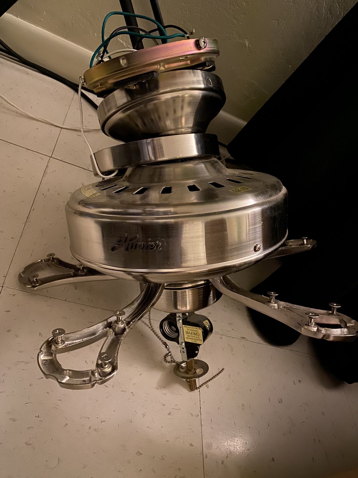 Ceiling fan Space design for Sale in Calexico, CA OfferUp