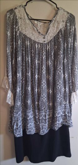Women's Boho Paisley Print Dress with Lace Detail