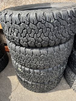 4 tires 275-65-18 bf Goodrich good condition $240 all four mounted and balanced