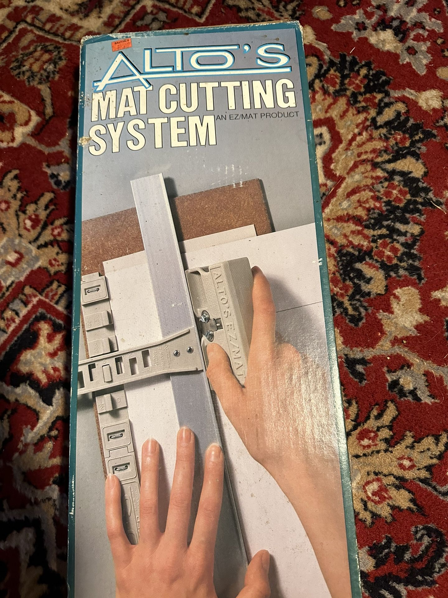 Framed Art Mat Cutter For Mounting Photos Or Art