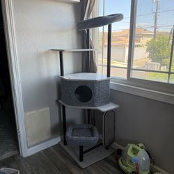 Modern Cat Tree with ledge 