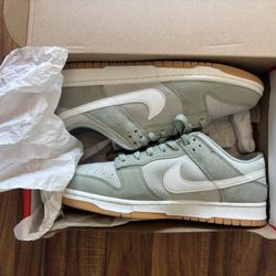 Nike Air Dunks