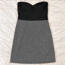 Black and white strapless dress