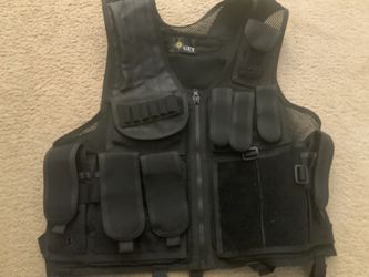 Vest Carrier. 
