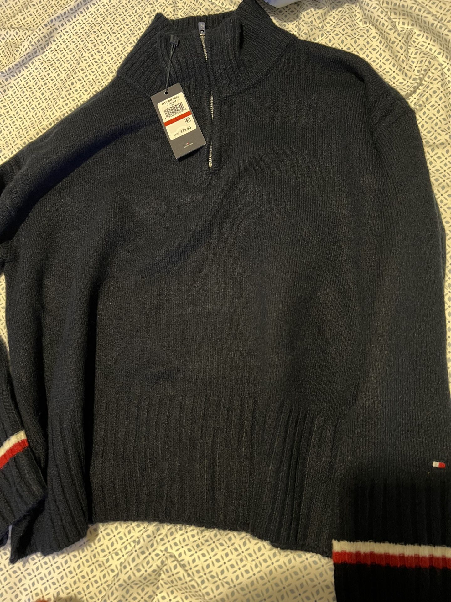 tommy sweater  Shoes