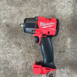 Milwaukee m18 fuel Impact wrench 3/8 mid torque (650 lbs TOOL ONLY