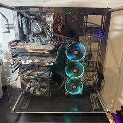 Custom See-through Gaming Computer With Curved Monitor