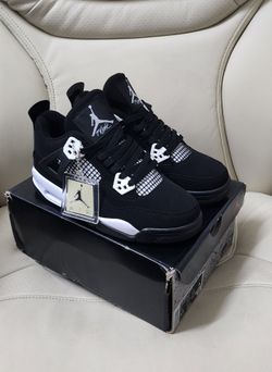 Jordan 4 Retro