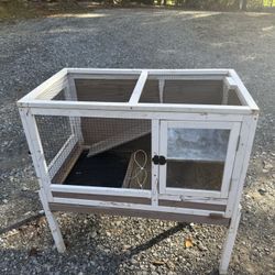 Guinea Pig House And Accessories 
