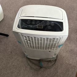 Shinco 40 Pints Dehumidifier for Home and Basements, 2000 Sq.Ft Dehumidifiers with Drain Hose, Auto
