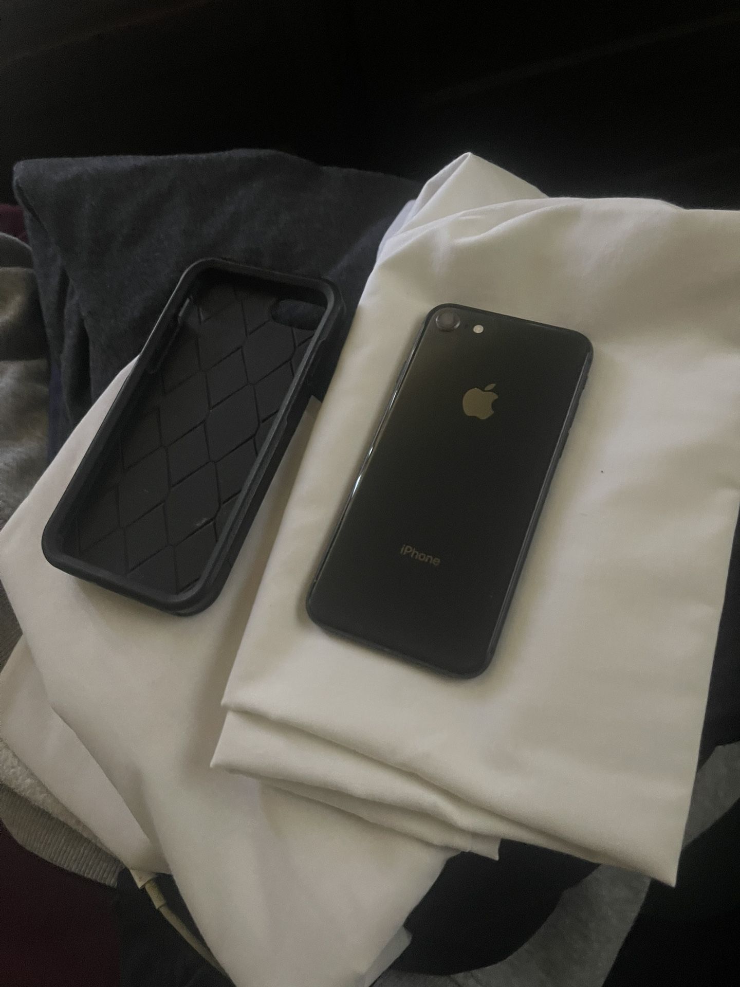 iPhone 8 With Case
