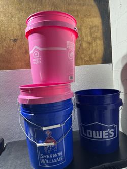 4 Plastic Pail - 5 Gallon