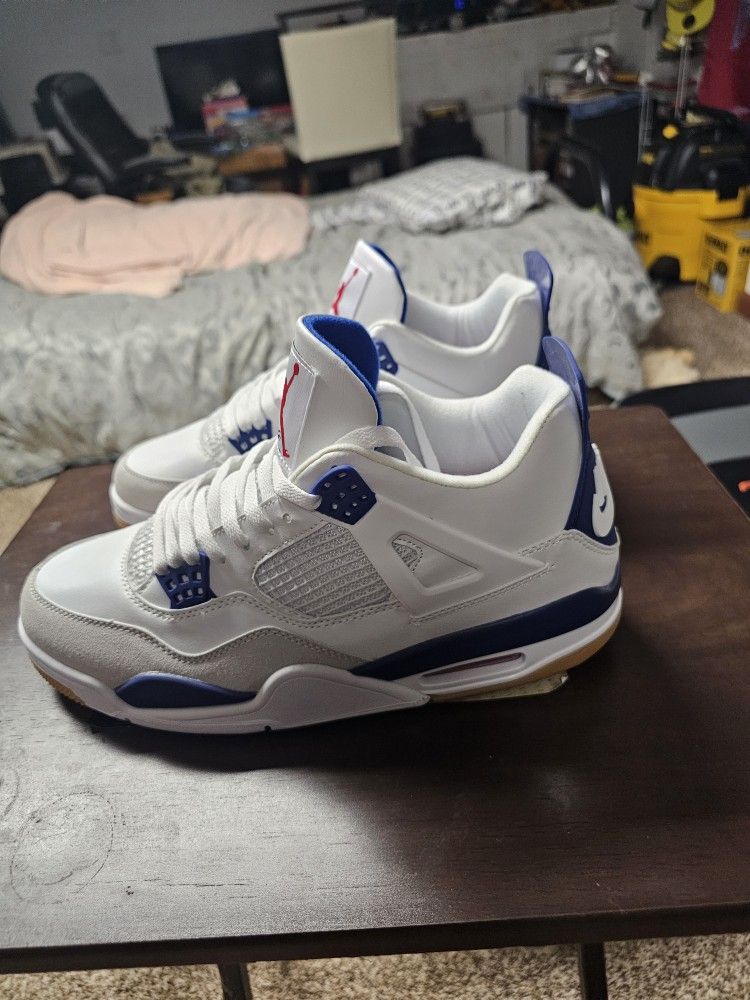 Jordan 4 SB Navy Size 11 Mens (READ THE DESCRIPTION!!!!!!)