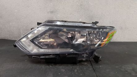 2017-2018-2019-2020 NISSAN ROGUE  LEFT HEADLIGHT OEM USED #10472
