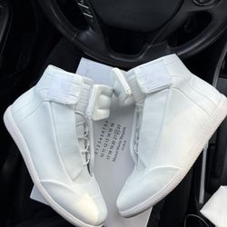 Maison Margiela Futures  