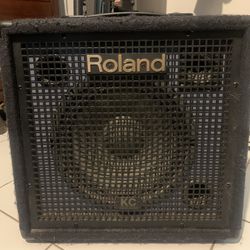 Roland KC 350 Keyboard Mixing Amplifier