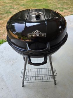 River Grille charcoal grill