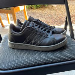 Adidas Cloud Foam  Child Unisex 6 1/2