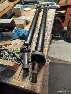 2015-17 ford F-150 Crew cab drive shaft.                                                                                                  rand new