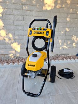 DeWALT Electric Pressure Washer 2400 PSI
