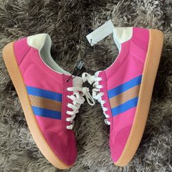 Gucci G74 TRAINERS SZ 11 “Controllato  card” For Authenticity 