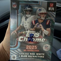 Tops Chrome 2025 NFL Trading Cards