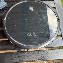 Eufy Robovac 