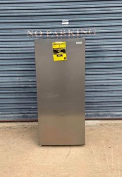 7.1 cu. ft. Manual Defrost Convertible Upright Freezer in Stainless Steel Look