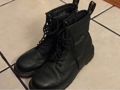 Dr. Marten 1460 zip up Boots