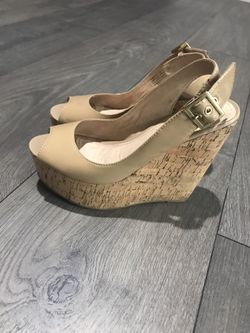 Worn once Steve Madden wedge sz 7.5
