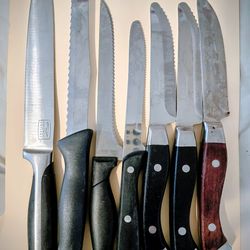 Knives like new 7 piece