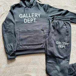 Sweatsuit 