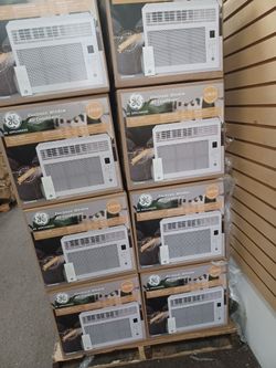 6000btu GE windows ac.  Perfect for 1 bedroom.  Bracket and remote Control included.
