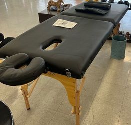Luxton adjustable massage table