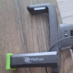 ( SB - 3)   RETRAK SELFIE STICK 
