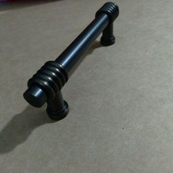 New Cabinet Pull 3" Center to Center in Oil Rubbed Bronze, Top Knobs, M767 HEOA. Condition is "New". Shipped with USPS First Class. These handles are