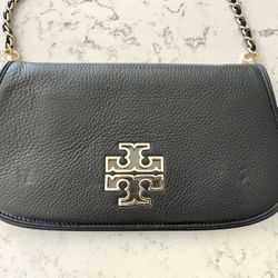 Tory Burch Shoulder Purse (Black)