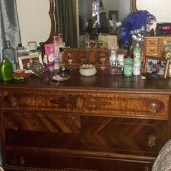 ANTIQUE  MAPLE  DRESSER 