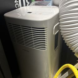 Portable AC Unit *WORKS GREAT*