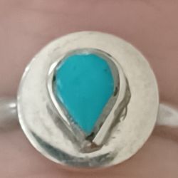Vtg.Southwestern Sterling Silver Turquoise " Teardrop Ring-sz4