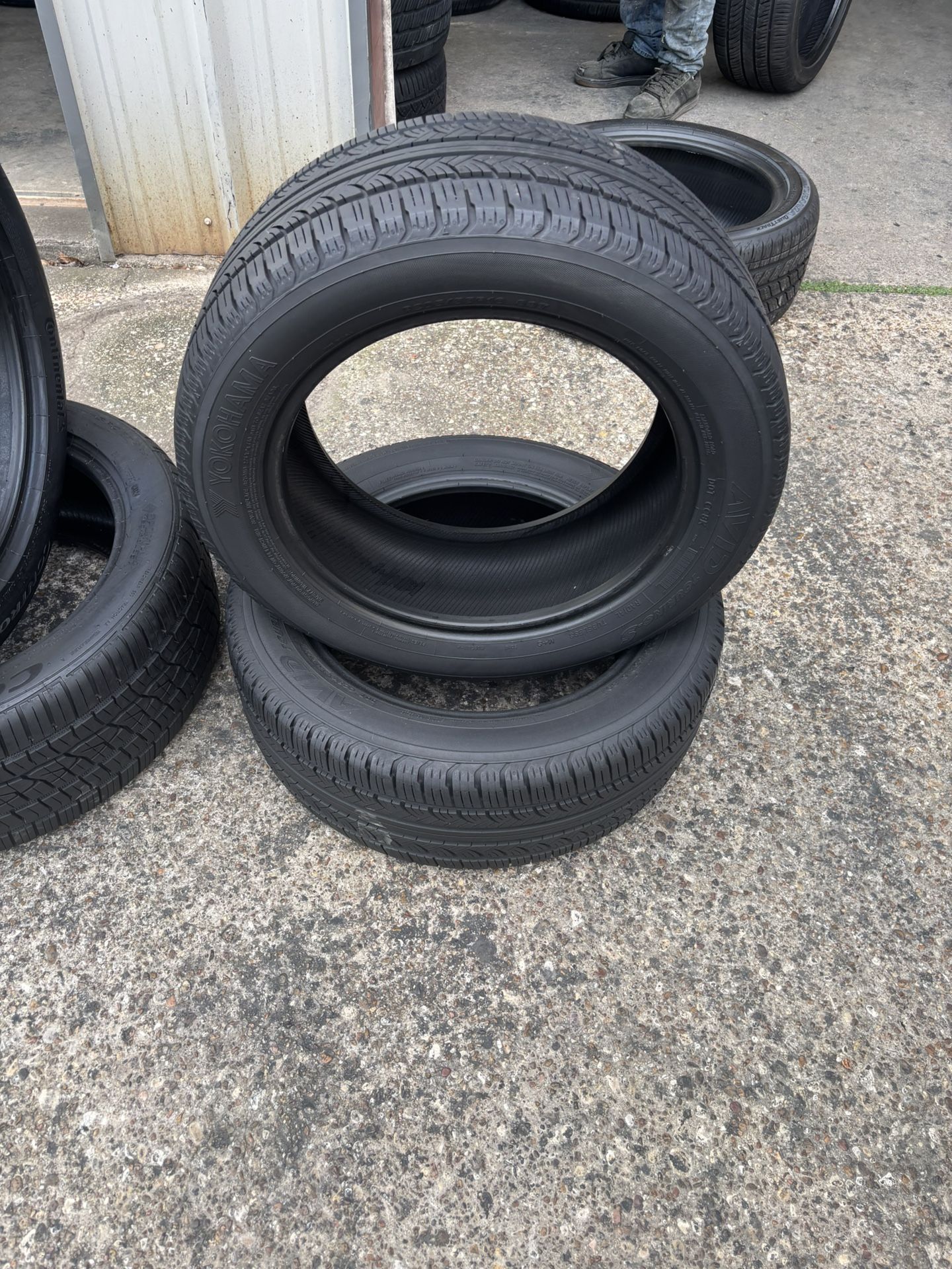 2 llantas 205/55/16 dela yokohama 95% de vida