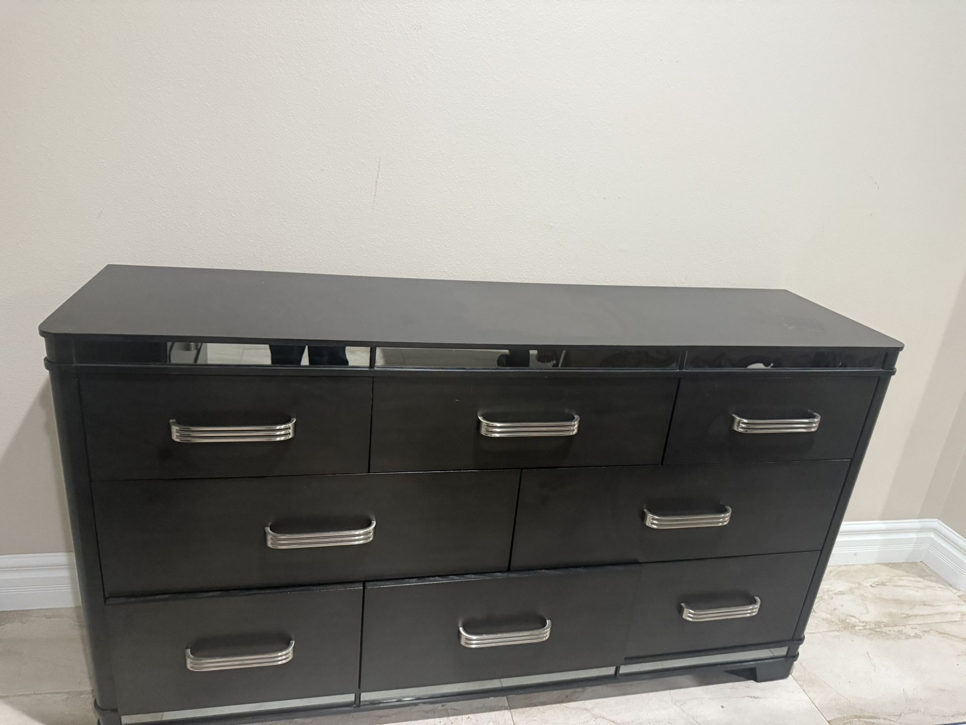 Dresser and Chest Set