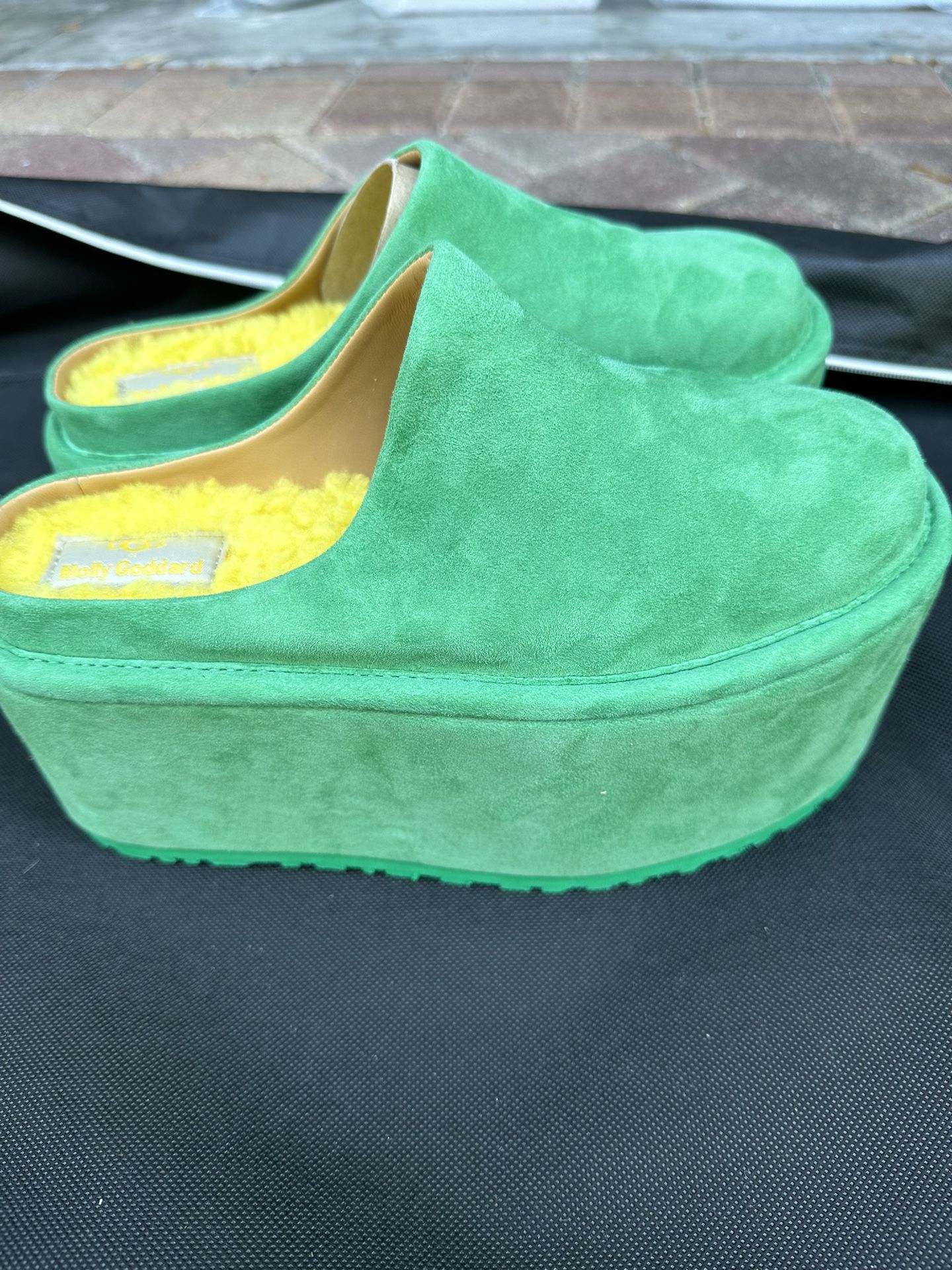Ugg Green Clogs Size 7