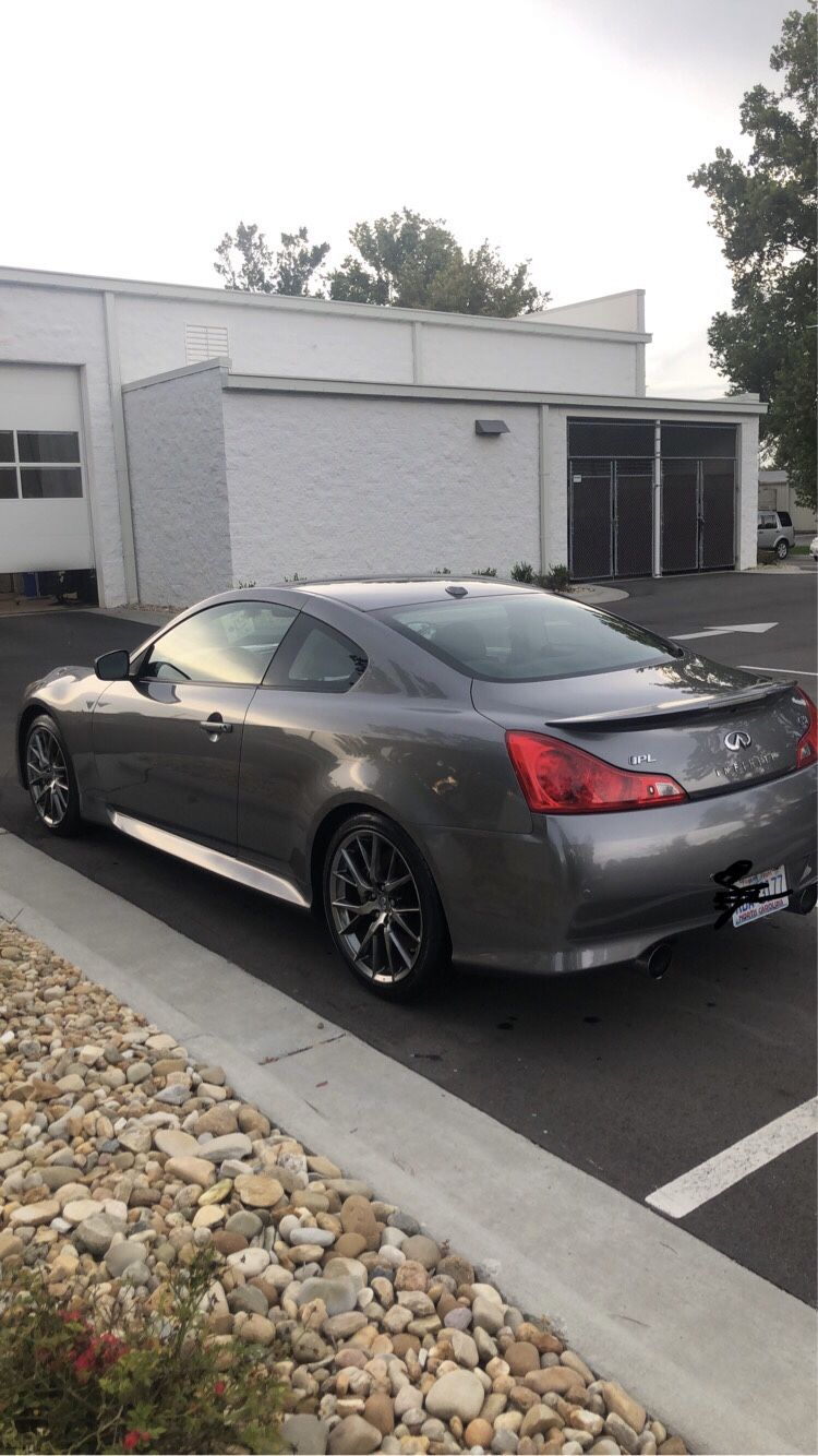 2011 Infiniti G37 Coupe