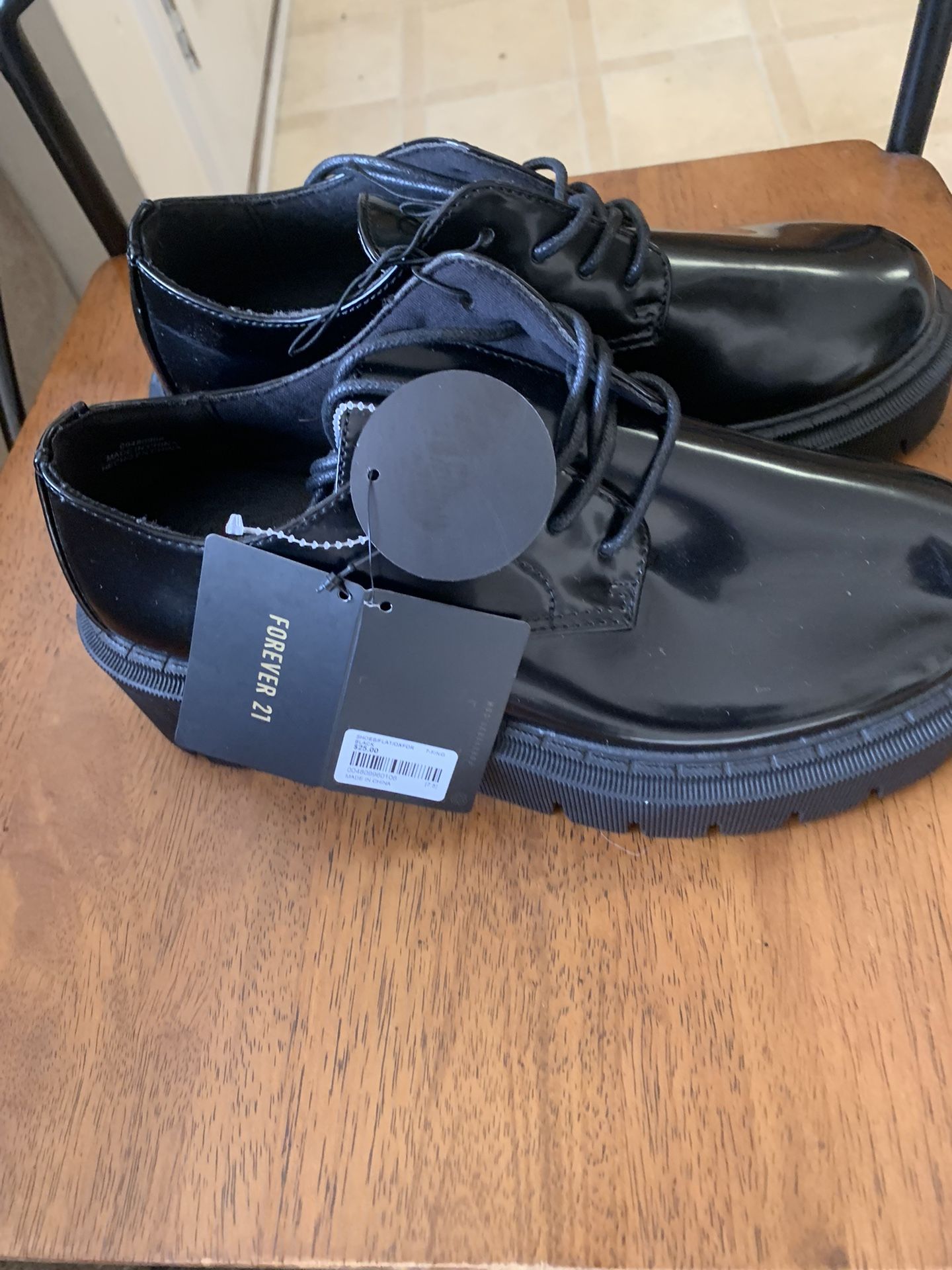 Forever 21 Shoes 30$