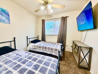 2 twin beds / 2 camas tamaño twin