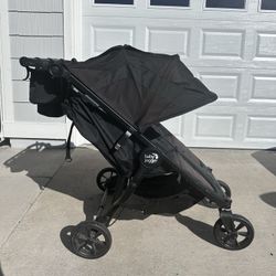 Baby Jogger City Mini GT2 All-Terrain Double Stroller, Jet.